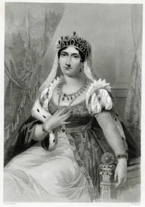 Framed Print : Josephine (Champagne) Framed Print : Josephine (Champagne)