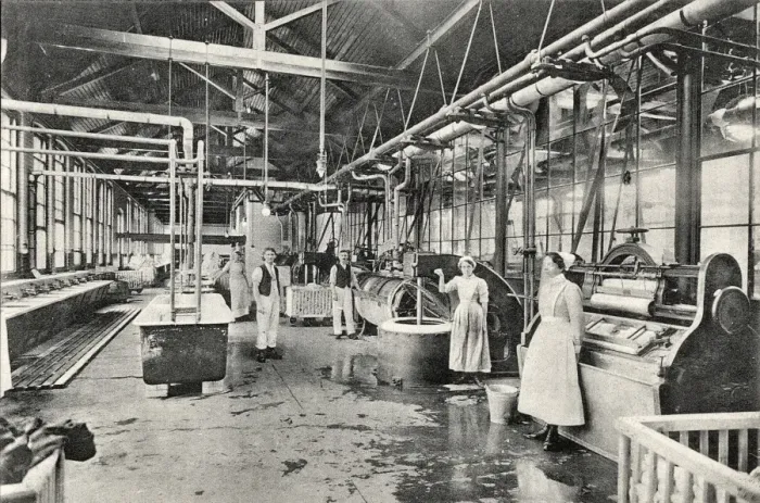 Framed Print : Joyce Green Hospital - staff washhouse Framed Print : Joyce Green Hospital - staff washhouse