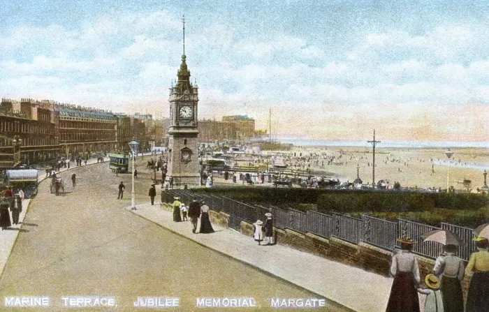 Framed Print : Jubilee Memorial on Marine Terrace, Margate, Kent Framed Print : Jubilee Memorial on Marine Terrace, Margate, Kent