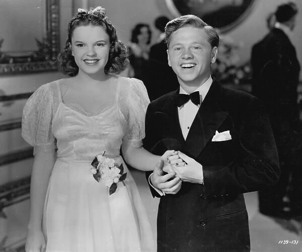 Judy Garland and Mickey Rooney in Andy Hardy Meets Debutante