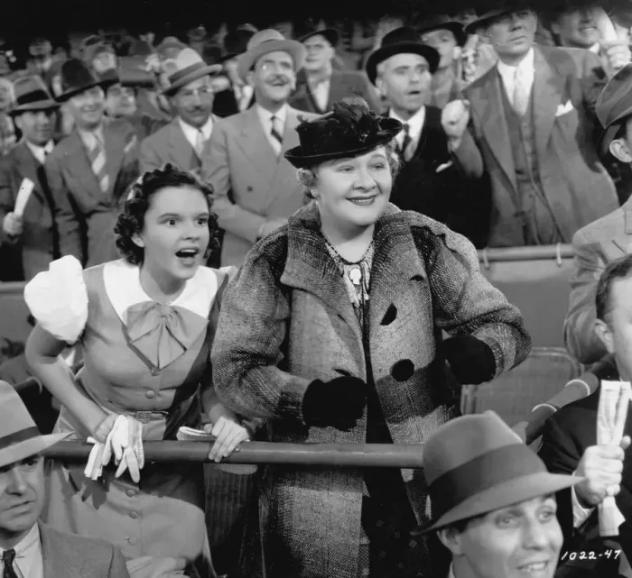 Framed Print : Judy Garland and Sophie Tucker wearing Dolly Tree creations Framed Print : Judy Garland and Sophie Tucker wearing Dolly Tree creations
