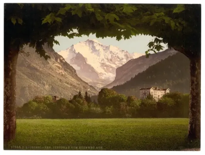 Framed Print : Jungfrau, from Hoheweg, Bernese Oberland, Switzerland Framed Print : Jungfrau, from Hoheweg, Bernese Oberland, Switzerland