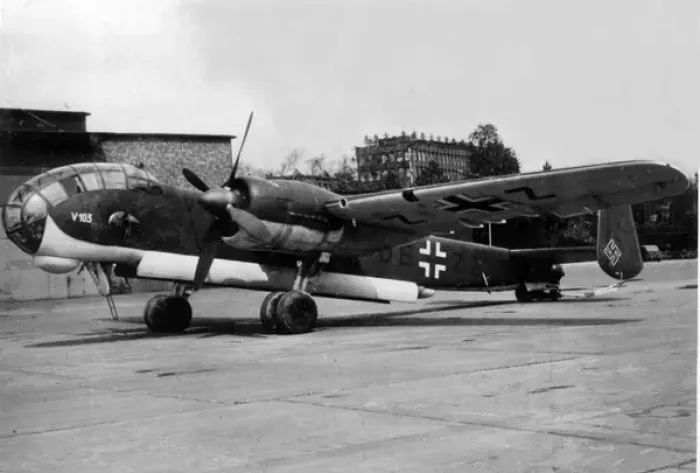 Framed Print : Junkers Ju 288V103 (forward view, parked) Framed Print : Junkers Ju 288V103 (forward view, parked)