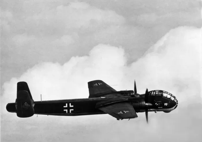 Framed Print : Junkers Ju 288V9 (side view), flying Framed Print : Junkers Ju 288V9 (side view), flying
