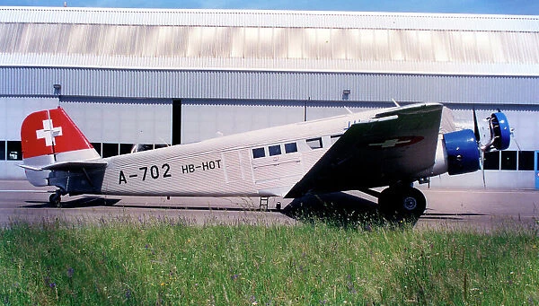 Junkers Ju. 52 - 3m HB-HOT - A-702