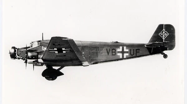 Junkers Ju 523m -entered Luftwaffe service as a bomber