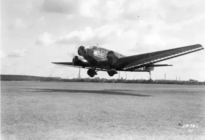 Framed Print : Junkers Ju52 / 3mfe D-2527 Manfred von Richtofen - Lufthansa Framed Print : Junkers Ju52 / 3mfe D-2527 Manfred von Richtofen - Lufthansa
