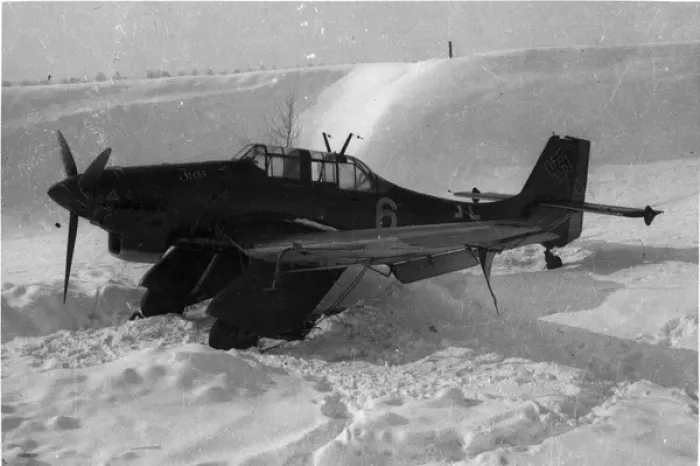 Framed Print : Junkers Ju87A-1 in snow Framed Print : Junkers Ju87A-1 in snow