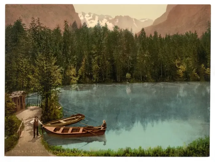 Framed Print : Kander Valley and Blausee, Mount Doldenhorn, Bernese Oberlan Framed Print : Kander Valley and Blausee, Mount Doldenhorn, Bernese Oberlan