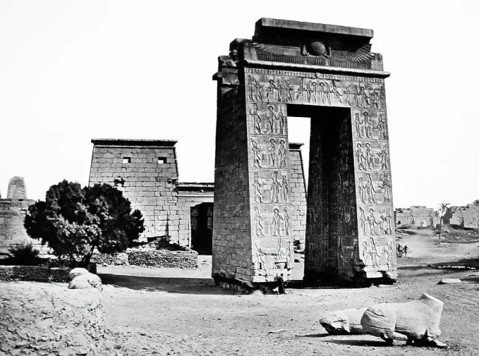 Framed Print : Karnak Temple complex, Luxor, Egypt, Victorian period Framed Print : Karnak Temple complex, Luxor, Egypt, Victorian period