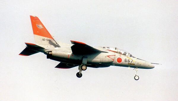 Kawasaki T-4 16-5667