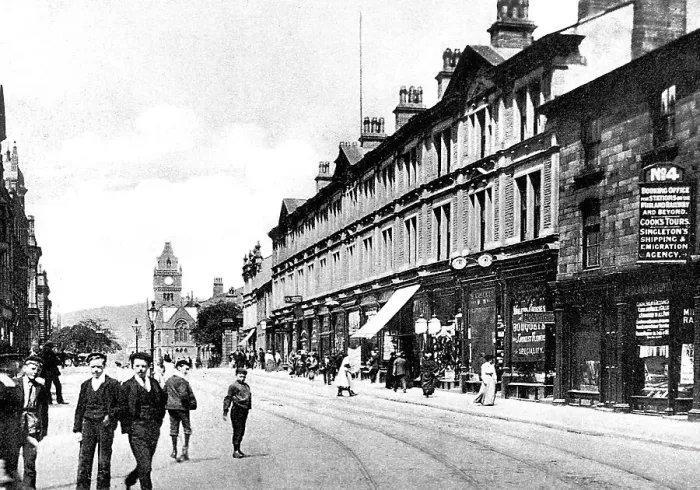 Framed Print : Keighley North Street early 1900s Framed Print : Keighley North Street early 1900s