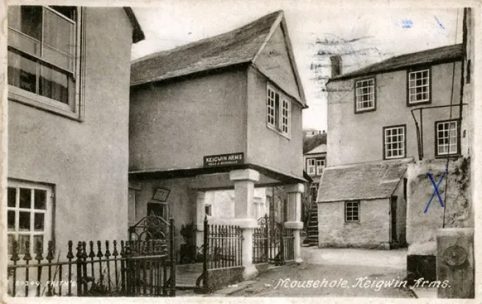 Framed Print : The Keigwin Arms, Mousehole, Cornwall Framed Print : The Keigwin Arms, Mousehole, Cornwall