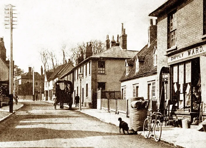 Framed Print : Kelvedon High Street early 1900's Framed Print : Kelvedon High Street early 1900's