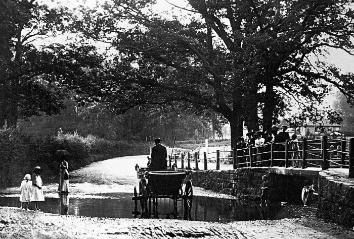 Framed Print : Kenilworth The Ford early 1900s Framed Print : Kenilworth The Ford early 1900s
