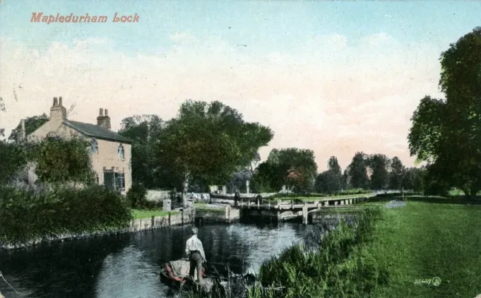 Framed Print : Kennet & Avon - Canal Lock, Mapledurham, Berkshire Framed Print : Kennet & Avon - Canal Lock, Mapledurham, Berkshire