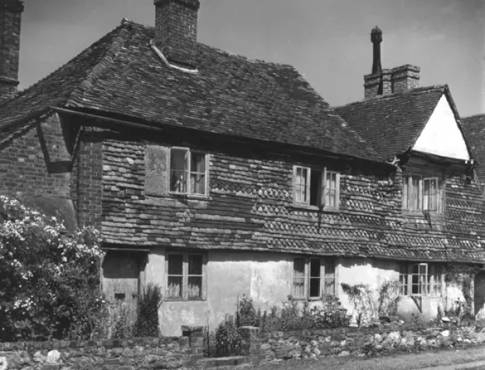 Framed Print : Kentish Tiled Cottages Framed Print : Kentish Tiled Cottages