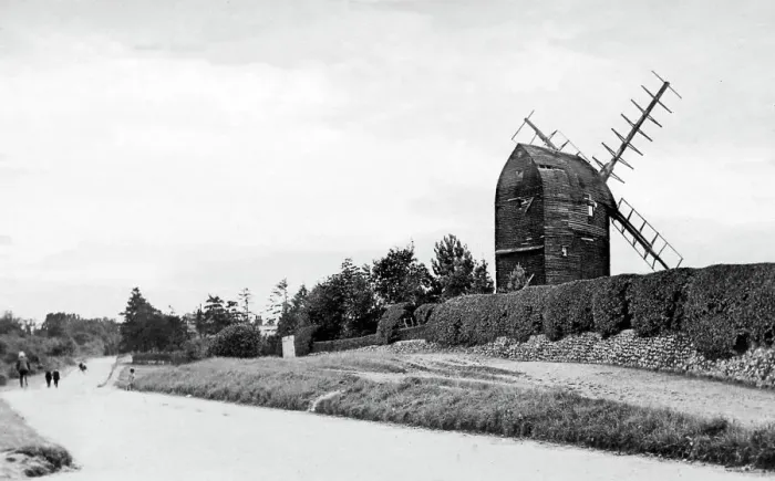 Framed Print : Keston Mill, Bromley Framed Print : Keston Mill, Bromley