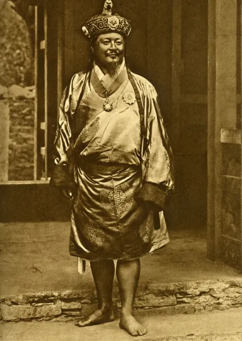 Framed Print : King of Bhutan (Druk Gyalpo), Bhutan, South Asia Framed Print : King of Bhutan (Druk Gyalpo), Bhutan, South Asia
