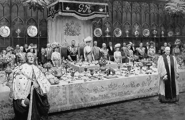 King George V and Queen Mary at a banquet