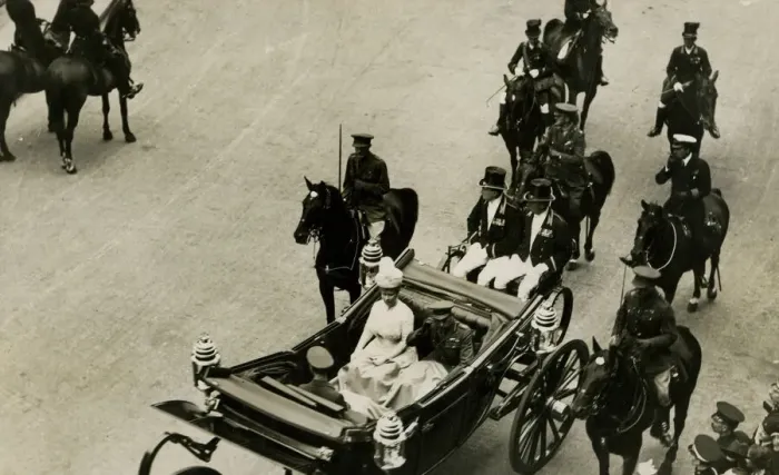 Framed Print : King George V and Queen Mary, St Paul s, London Framed Print : King George V and Queen Mary, St Paul s, London