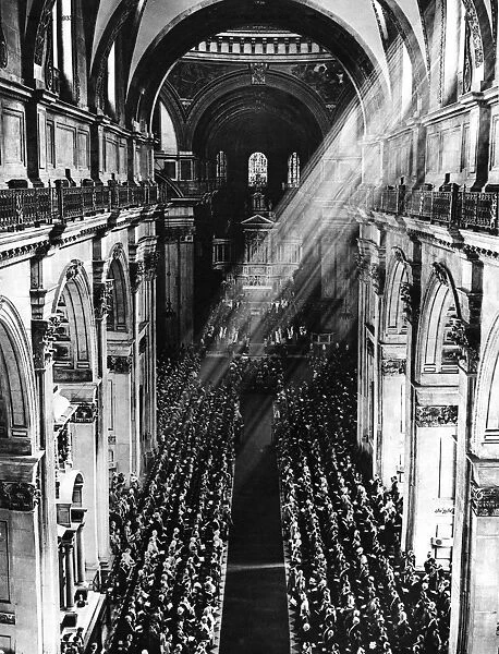 King George V Silver Jubilee celebrations, 1935 - St Paul s
