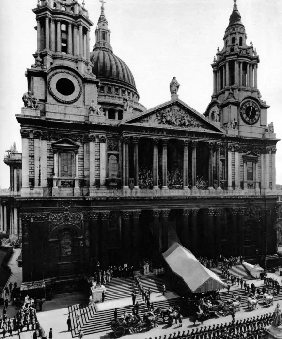 Framed Print : King George V Silver Jubilee celebrations, 1935 - St Paul s Framed Print : King George V Silver Jubilee celebrations, 1935 - St Paul s