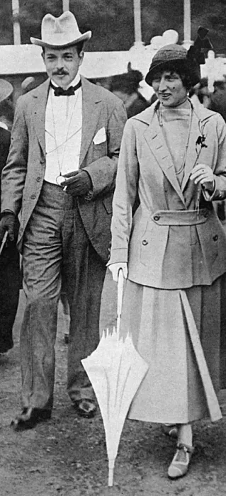 Framed Print : King Manuel & Queen Augusta at Chelsea Flower Show Framed Print : King Manuel & Queen Augusta at Chelsea Flower Show