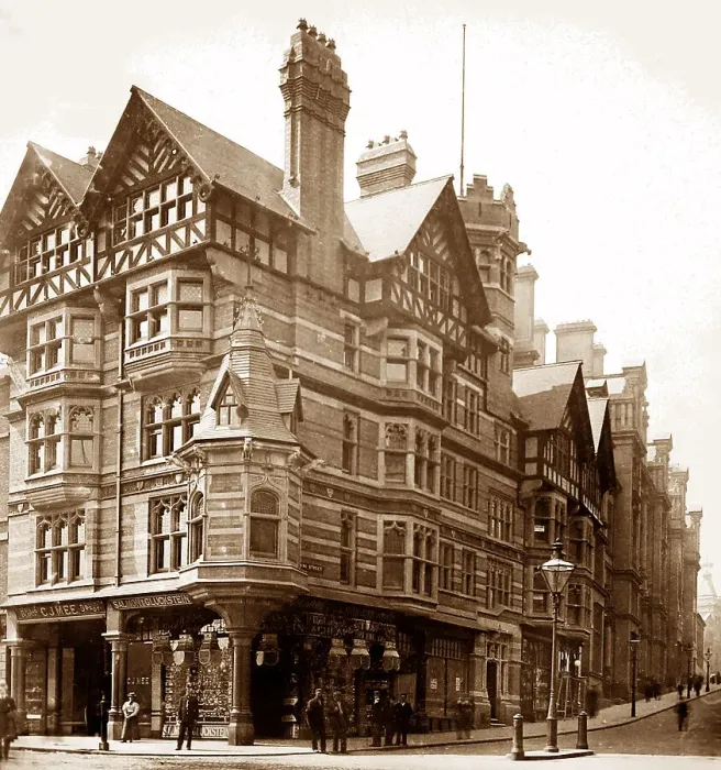 Framed Print : King Street, Nottingham, early 1900s Framed Print : King Street, Nottingham, early 1900s