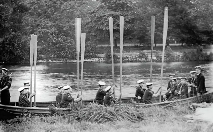 Framed Print : Kingston upon Thames Sea Scouts, early 1900s Framed Print : Kingston upon Thames Sea Scouts, early 1900s