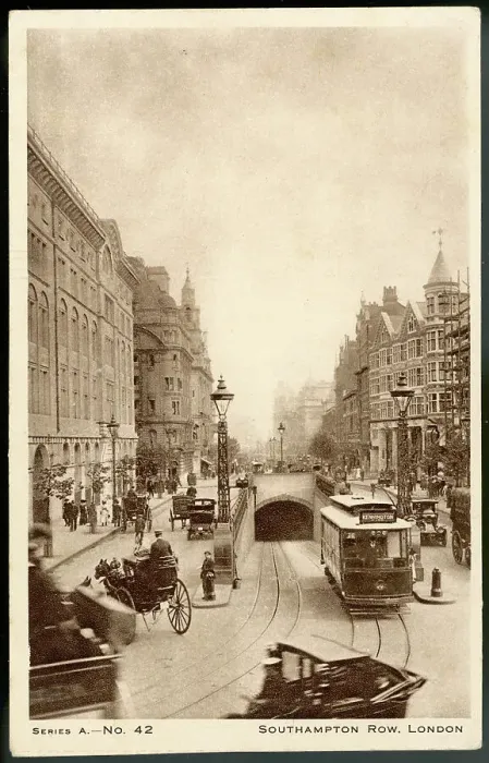 Framed Print : At Kingsway, London, trams plunge into a tunnel which takes them beneath the Strand to Waterloo Bridge, gateway to the South... Date: circa 1905 Framed Print : At Kingsway, London, trams plunge into a tunnel which takes them beneath the Strand to Waterloo Bridge, gateway to the South... Date: circa 1905
