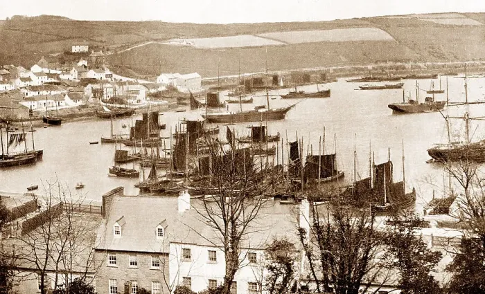 Framed Print : Kinsale Harbour early 1900s Framed Print : Kinsale Harbour early 1900s