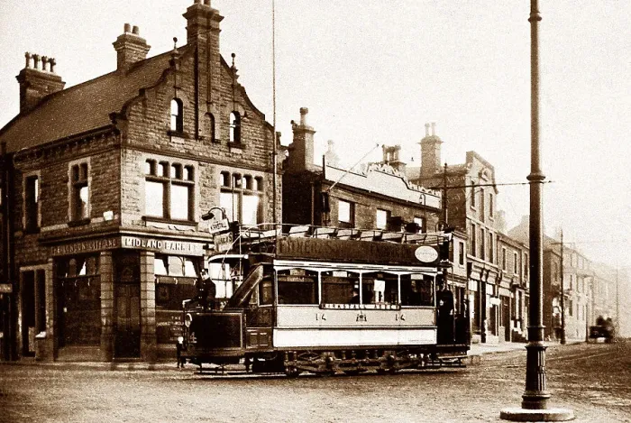 Framed Print : Kirkstall - Commercial Road - Leeds Framed Print : Kirkstall - Commercial Road - Leeds