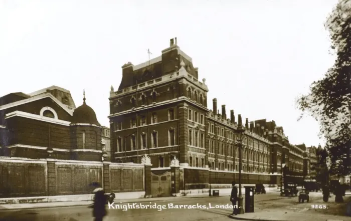 Framed Print : Knightsbridge Barracks, London Framed Print : Knightsbridge Barracks, London