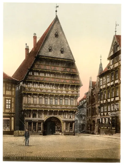 Framed Print : Knockenhauer Amtshaus, Hildesheim, Hanover, Germany Framed Print : Knockenhauer Amtshaus, Hildesheim, Hanover, Germany