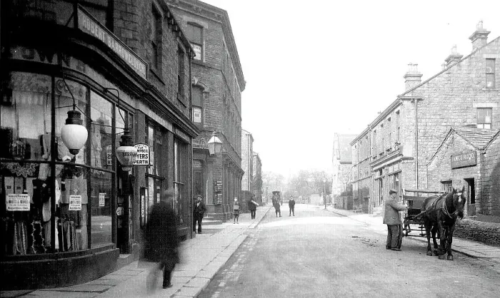 Framed Print : Knowl Road, Mirfiled Framed Print : Knowl Road, Mirfiled