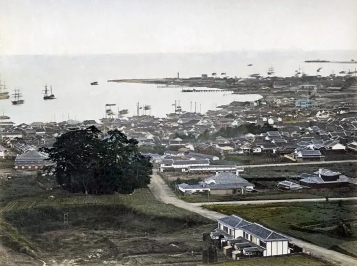 Framed Print : Kobe, Japan, circa 1880s Framed Print : Kobe, Japan, circa 1880s