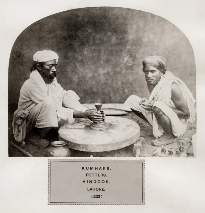 Framed Print : Kuhmars, potters, Hindoos, Lahore. Hindu, Pakistan Framed Print : Kuhmars, potters, Hindoos, Lahore. Hindu, Pakistan