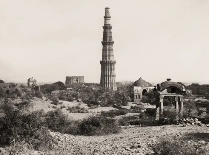 Framed Print : Kutub Minar tower, Delhi, India Framed Print : Kutub Minar tower, Delhi, India