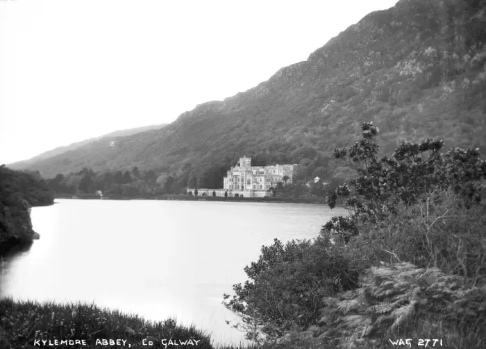 Framed Print : Kylemore Abbey, Co. Galway Framed Print : Kylemore Abbey, Co. Galway