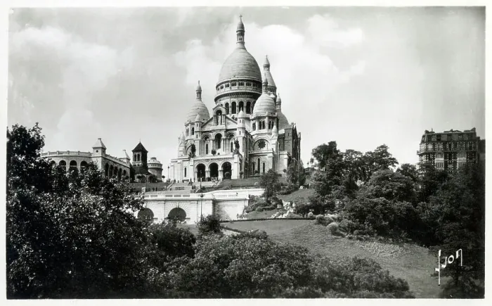 Framed Print : La Basilique du Sacre Coeur de Montmartre, Paris, France Framed Print : La Basilique du Sacre Coeur de Montmartre, Paris, France