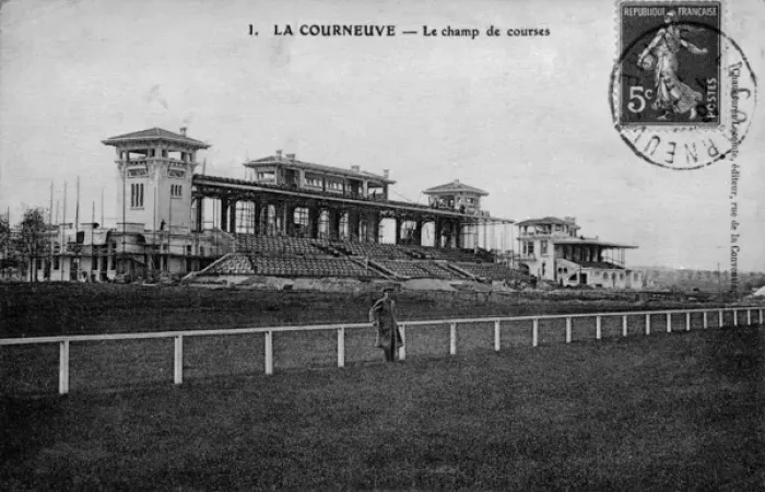 Framed Print : La Courneuve racecourse with grandstand, France Framed Print : La Courneuve racecourse with grandstand, France