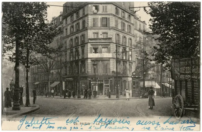 Framed Print : La Fourche, Avenue de Clichy, Paris, France