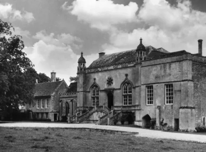 Framed Print : Lacock Abbey Framed Print : Lacock Abbey