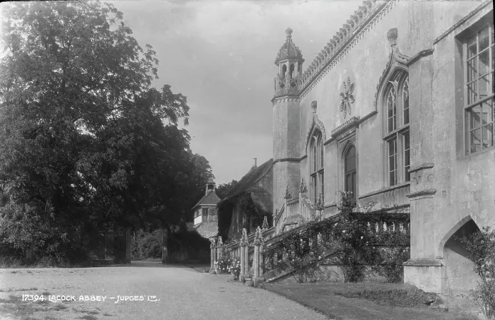 Framed Print : Lacock Abbey - Judges ID Framed Print : Lacock Abbey - Judges ID