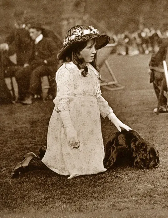 Framed Print : Lady Elizabeth Bowes-Lyon - Glamis Castle - Pet dog Framed Print : Lady Elizabeth Bowes-Lyon - Glamis Castle - Pet dog