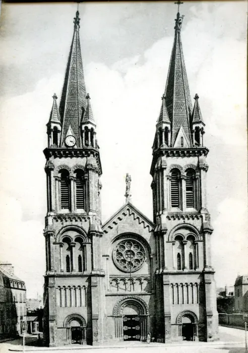 Framed Print : Our Lady of Vows Church, Cherbourg, France Framed Print : Our Lady of Vows Church, Cherbourg, France