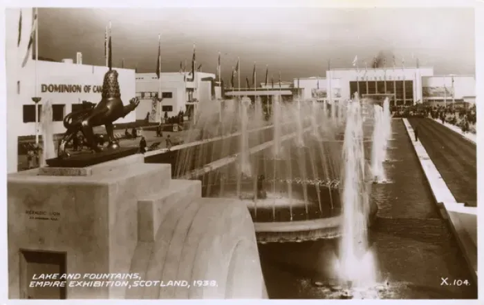 Framed Print : Lake and Fountains - Empire Exhibition, Scotland Framed Print : Lake and Fountains - Empire Exhibition, Scotland