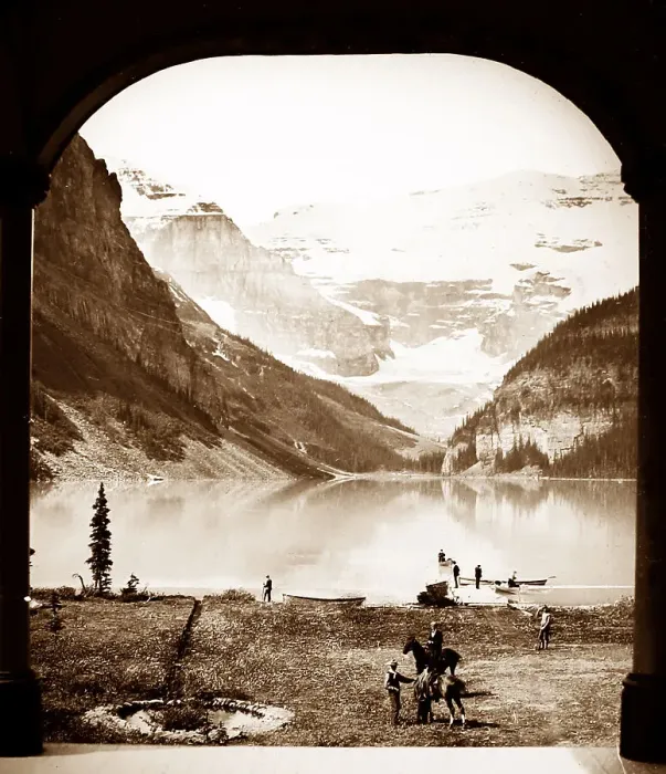 Framed Print : Lake Louise, Canada Framed Print : Lake Louise, Canada