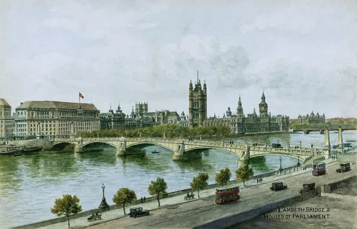 Framed Print : Lambeth Bridge and Houses of Parliament, London Framed Print : Lambeth Bridge and Houses of Parliament, London